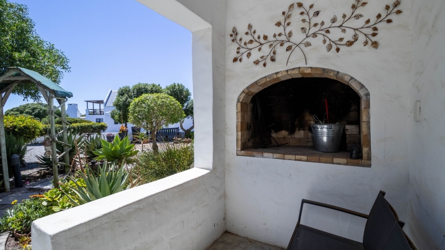 6 Bedroom Property for Sale in Jacobsbaai Western Cape